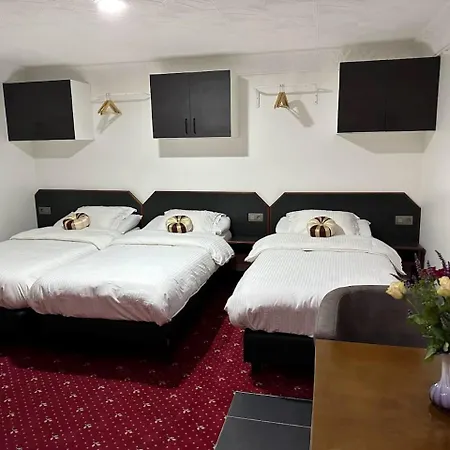 Eikenhof 2*